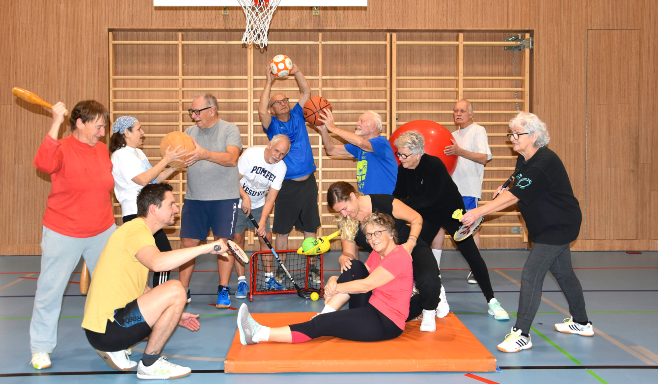 Foto Seniorenturnen Gehörlose 60 Plus